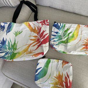 Aloha Reversible Tote Painted Birds Design
